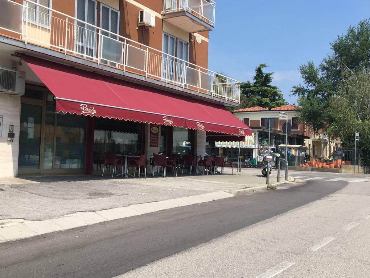 Intero Bilocale Vicino All'ospedale Apartment